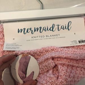 Baby mermaid tail blanket
